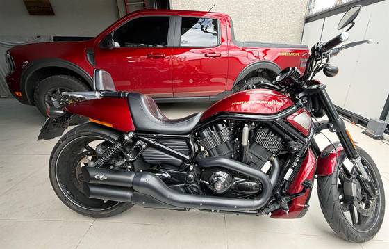 HARLEY-DAVIDSON NIGHT ROD SPECIAL HARLEY-DAVIDSON NIGHT ROD SPECIAL